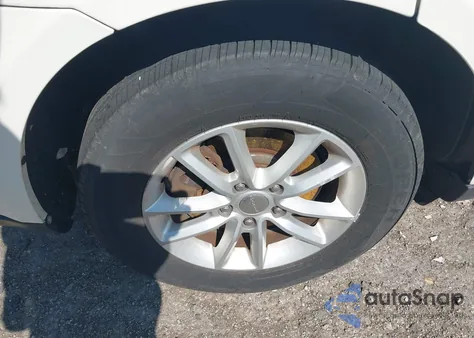 2014 Dodge Journey Sxt z USA, uszkodzony, nr VIN 3C4PDDBG0ET128057